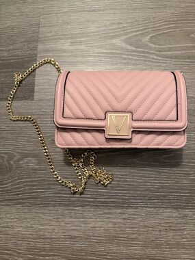 Victoria Secret Pink Quilted Chevron Chain Shoulder Bag with Gold V Logo